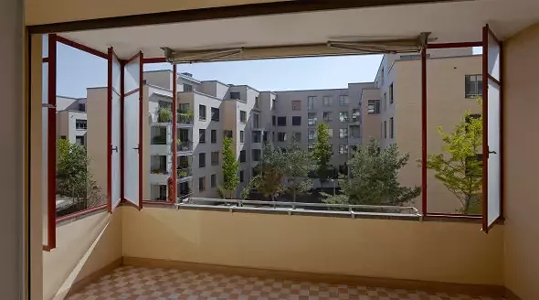 côté cour