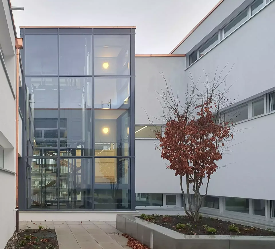 Neubau Lift bei Schulanlage