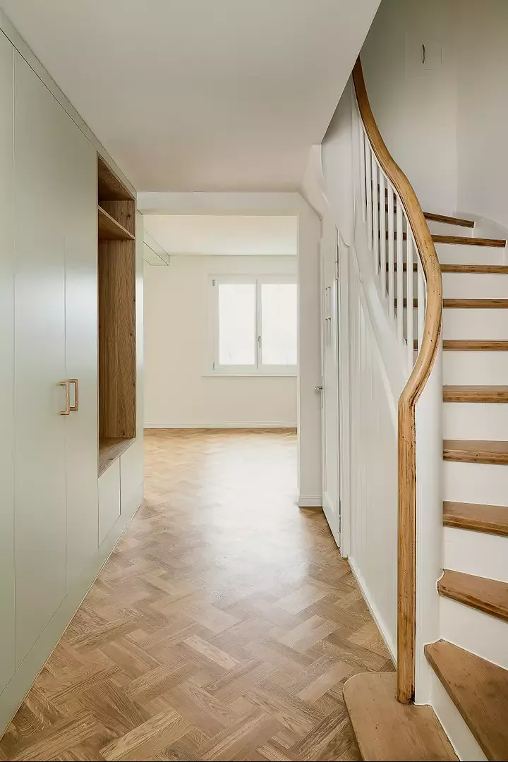 Eingang mit Garderobe