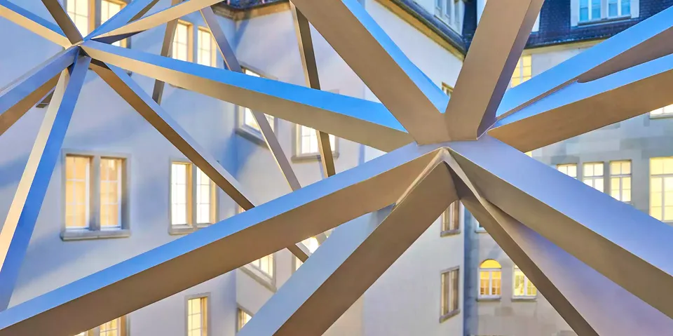 Detail Erdbebenertüchtigung im Innenhof