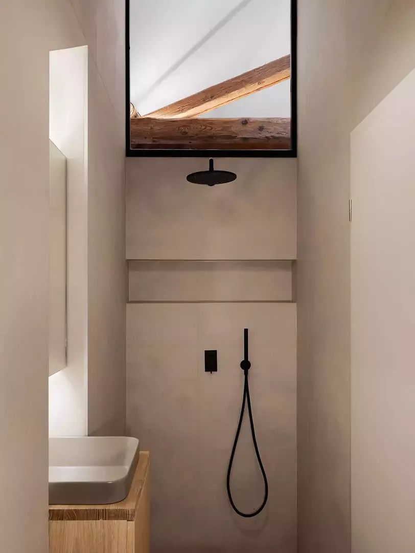 Salle de douche studio combles