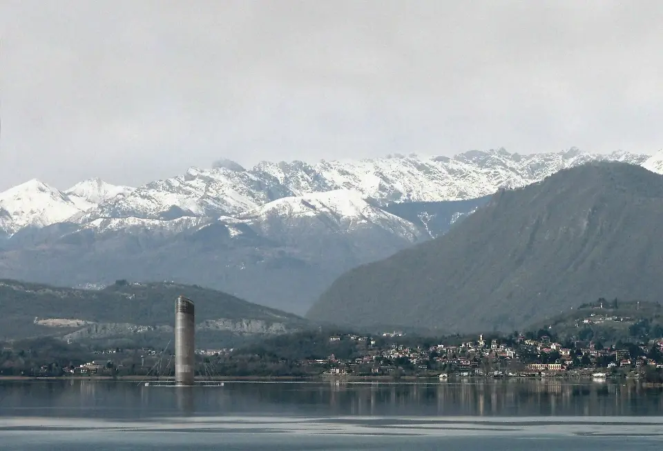 Panorama_di_Gavirate