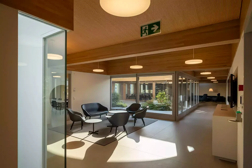 Foyer mit Hof