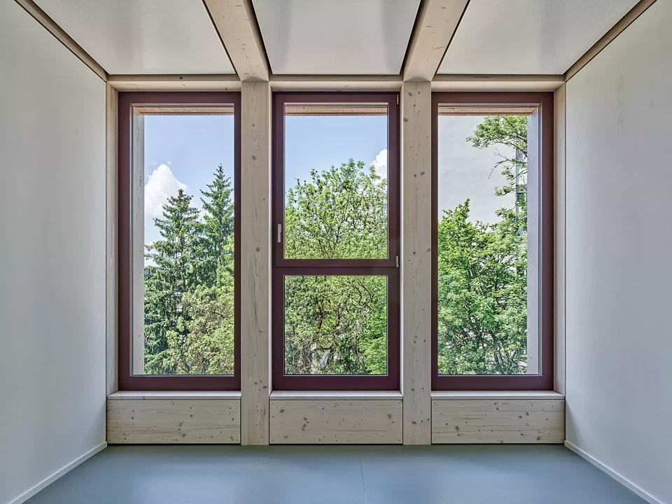 Innenfassade in den Einzelbüros in den Obergeschossen