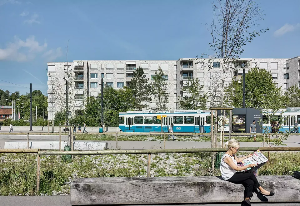 Blick von S-Bahn-Station