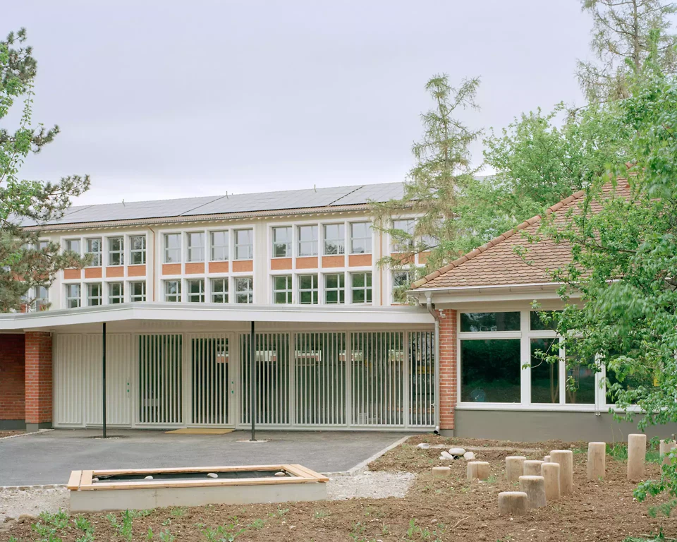 La maternelle fait partie de la rénovation complète du complexe scolaire Gellert.