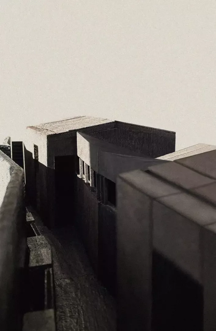model 1:50
