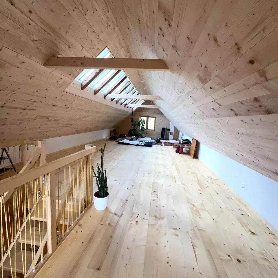 Salle commune, 2e étage