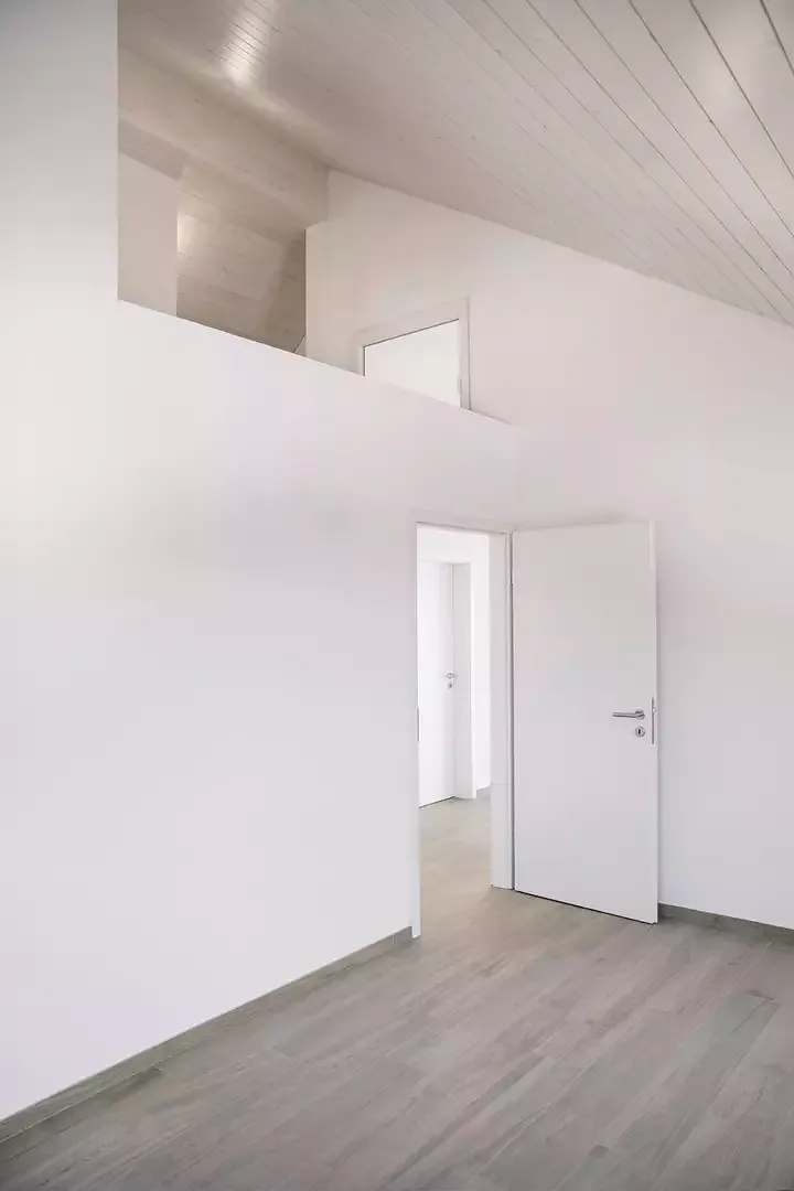 Intérieur villa B: appartement combles chambre
