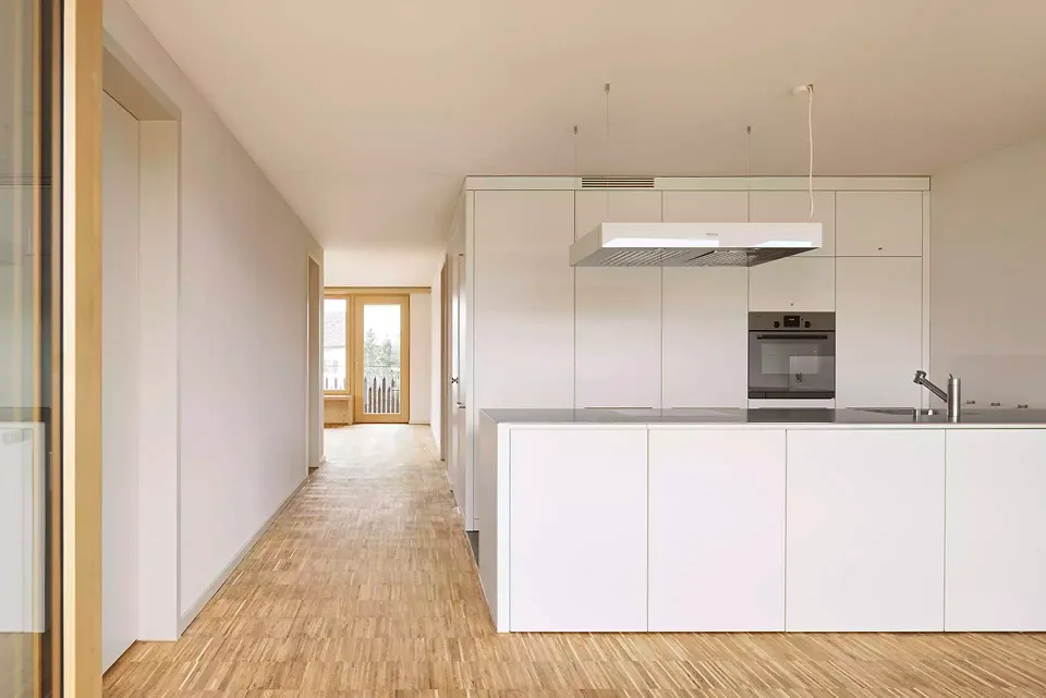 Wohnküche mit Blick zum Wohnraum