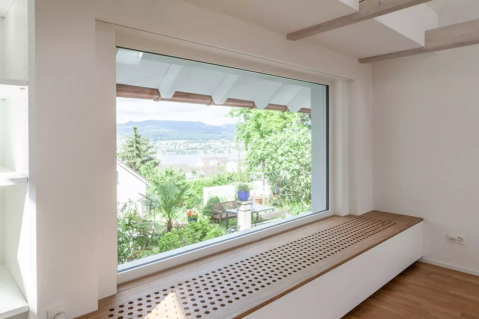 Panoramafenster im Wohnzimmer