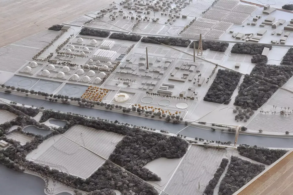 Raffinerie de Collombey, un parcours d'une rive à l'autre vu à vol d'oiseau