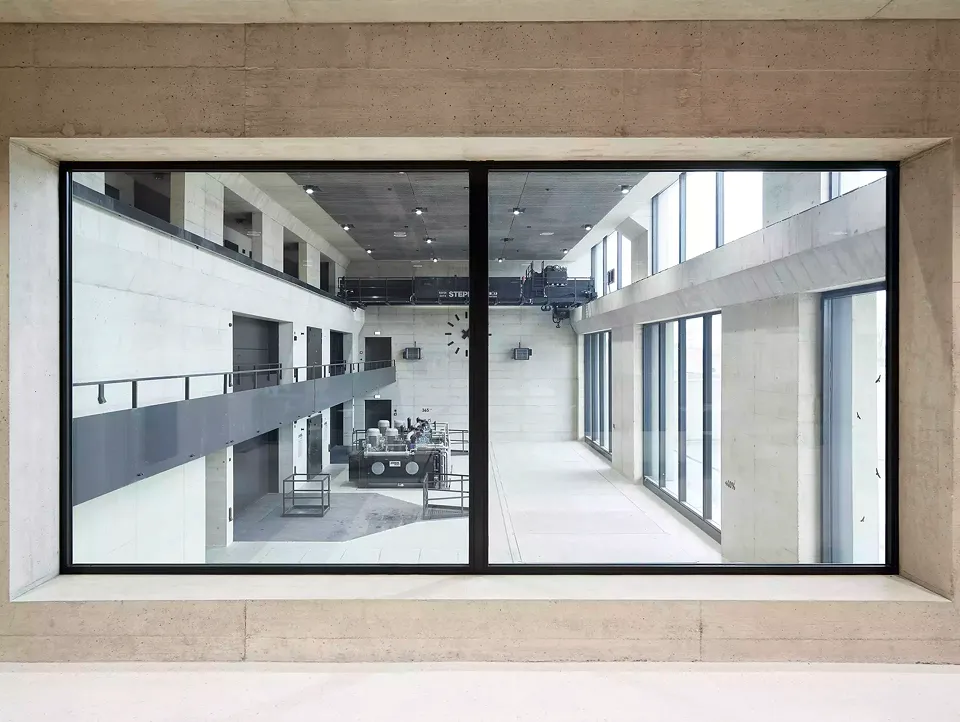 Zentrale