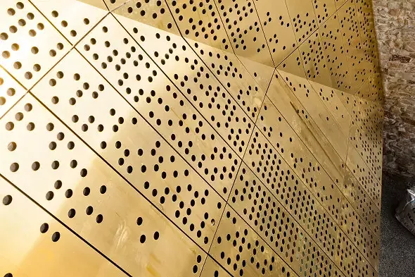 Fassade Perforation