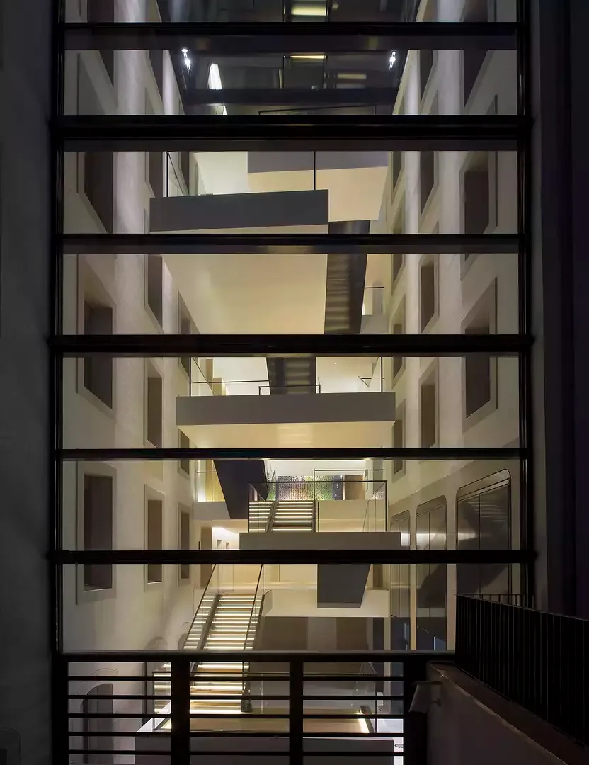 Escalier de nuit