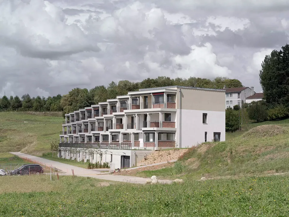 Coté rue