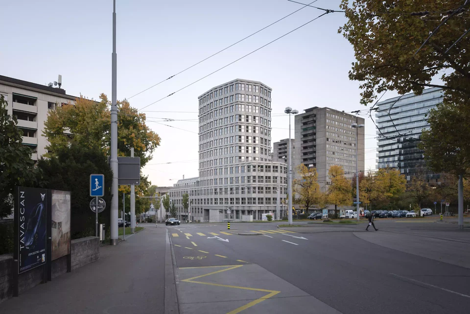 Hochhausgruppe: Sphinx, Guyer-Turm und Spital