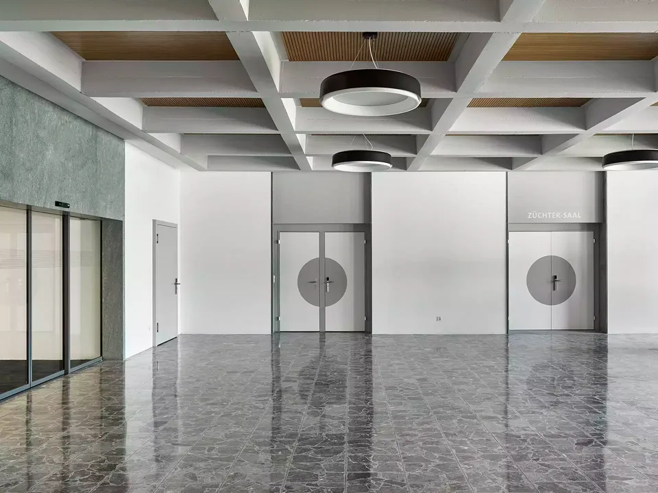 Foyer Haupteingang