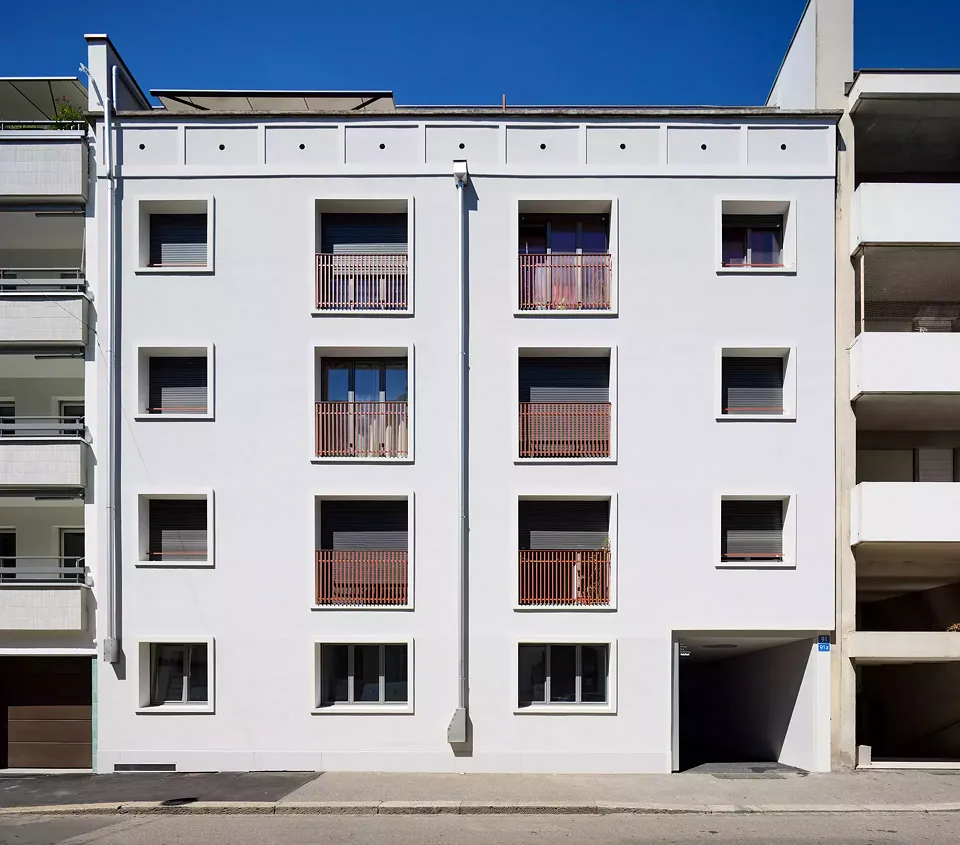 Strassenfassade