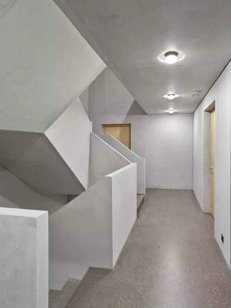 Innenraum Treppenhaus in Sichtbeton