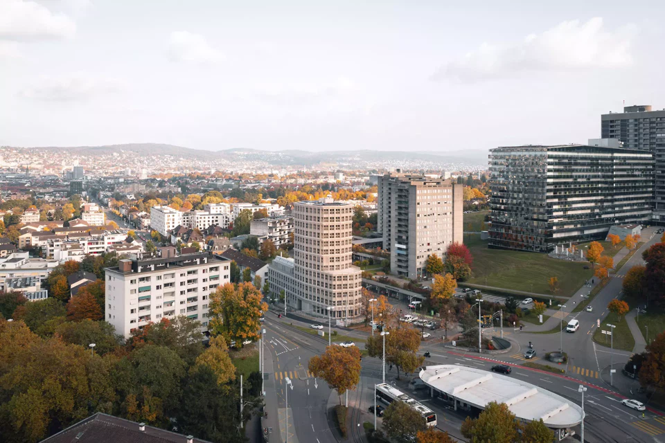 Blick über den Triemliplatz