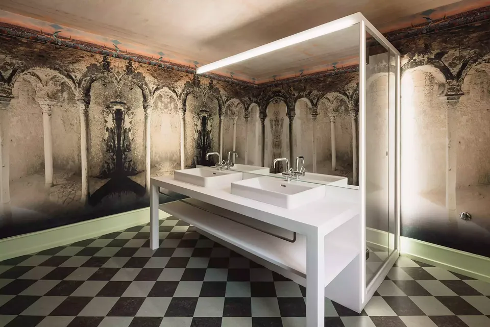 Post Hotel Löwe | Badezimmer | DZ extra Turin