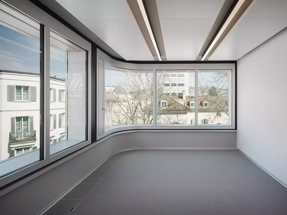 Eckbüro