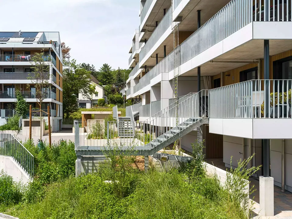 Aussenanicht Verbindung Wohnraum Innenhof