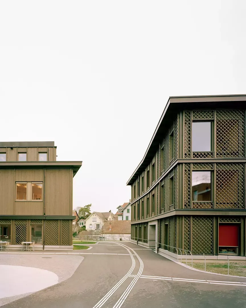 TANNE_Aussen_Dorfplatz