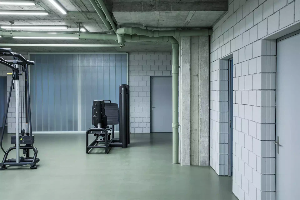 Therapieraum – Bestand und Neubau – Stein