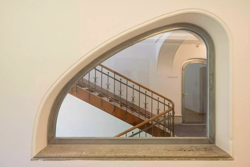 Neue Abschlüsse Treppenhäuser