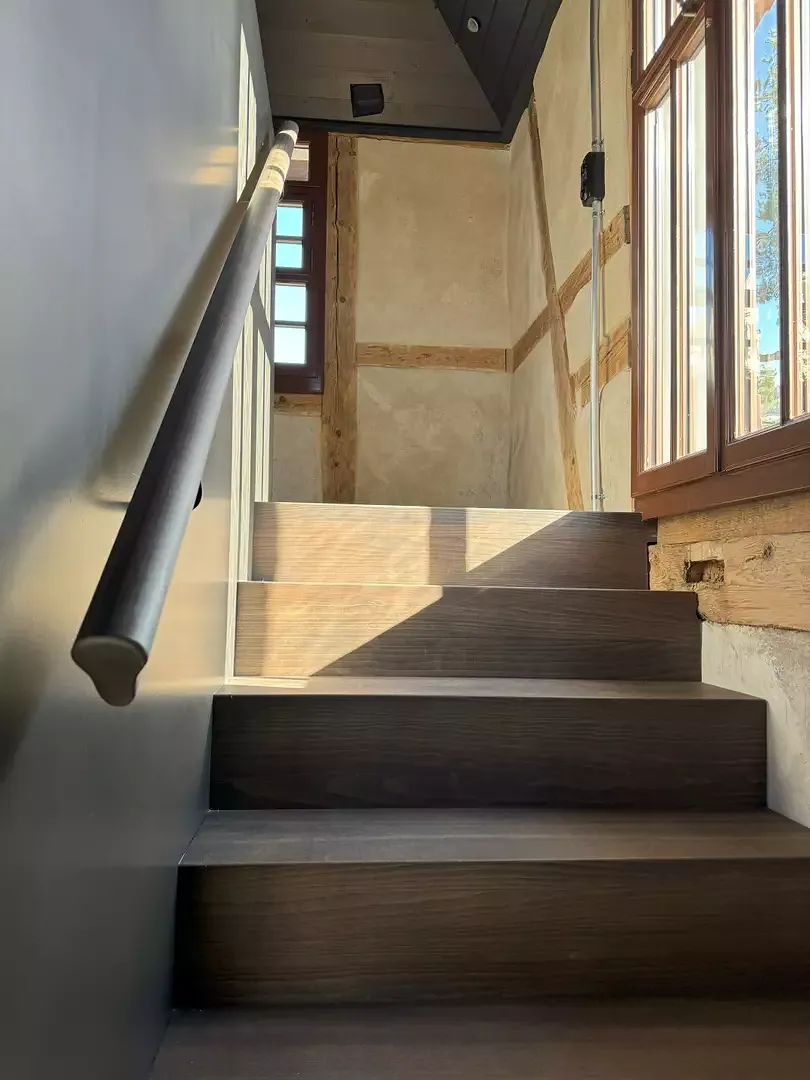 Neue Holztreppe
