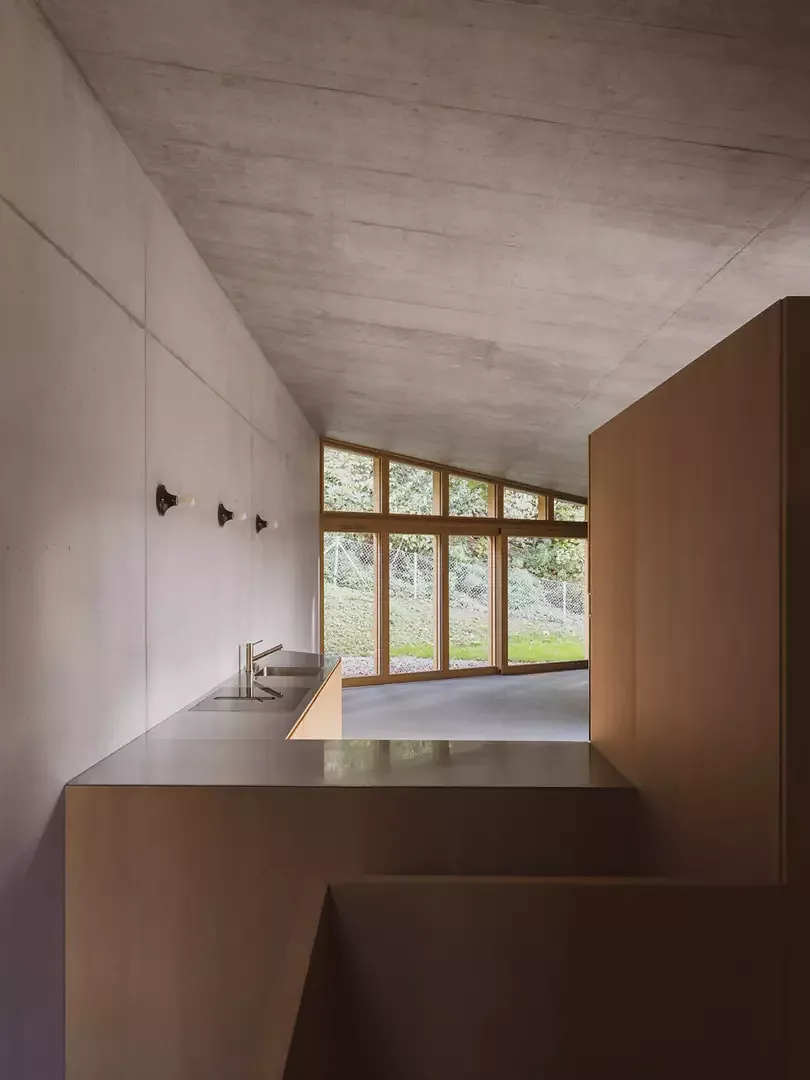 intérieur E