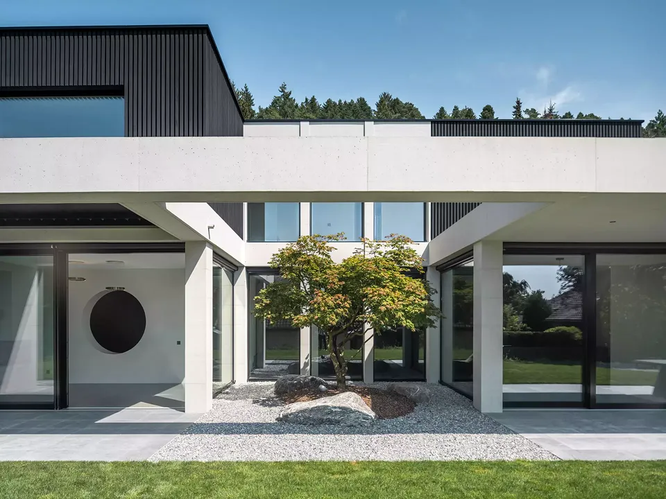 Der Hof als Dreh- und Angelpunkt
