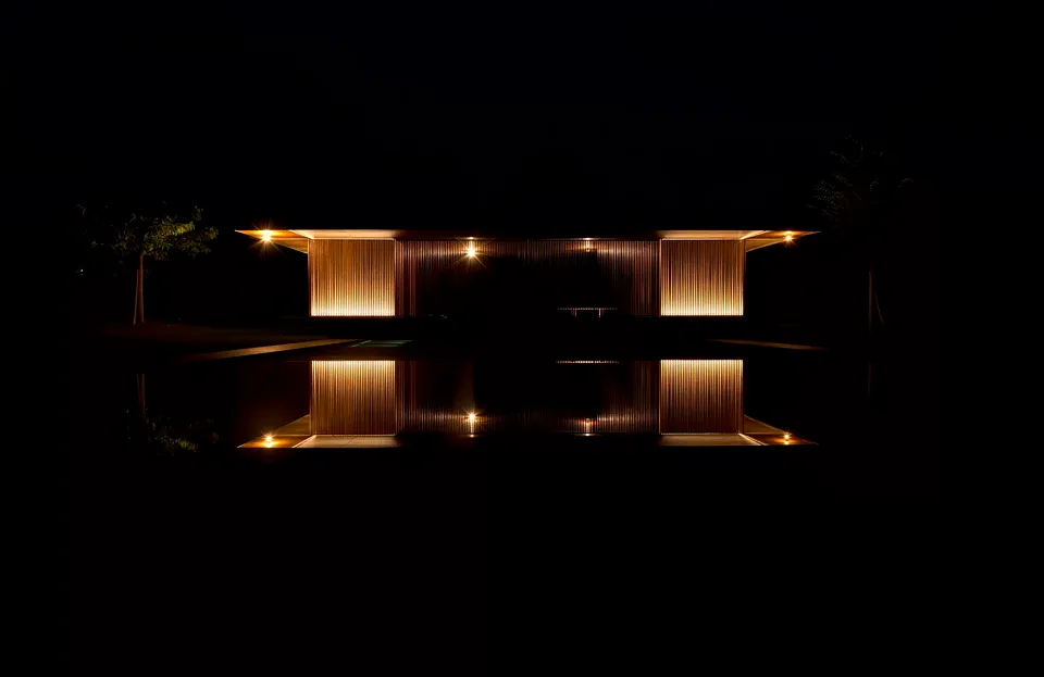 Pavillon in der Nacht