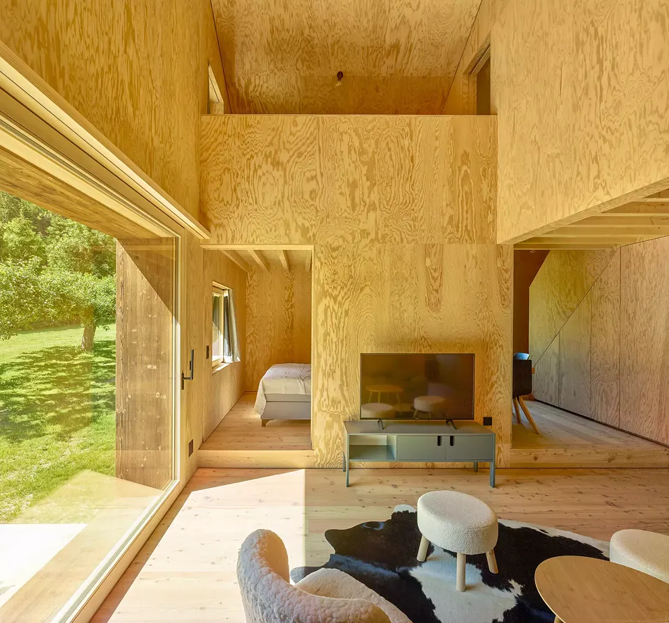 transformation chalet - Briey - séjour/mezzanine