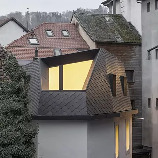 Surélévation d'un immeuble historique