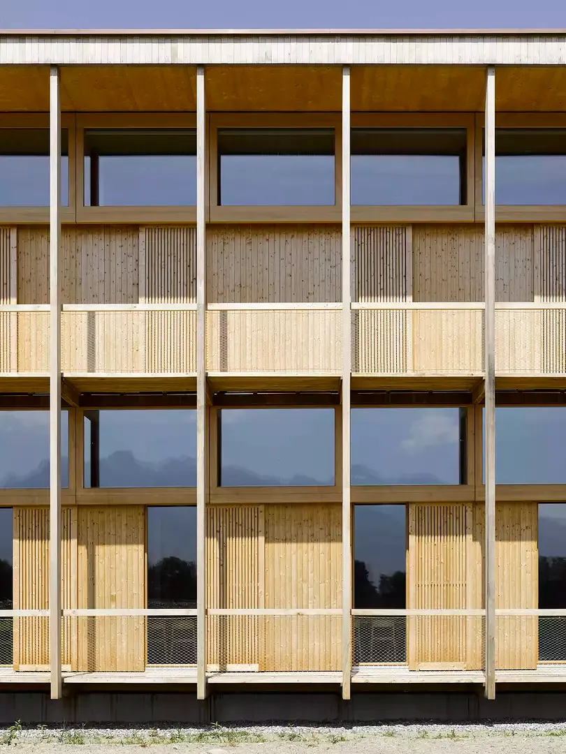Section de la façade sud-ouest de l'aile de l'école