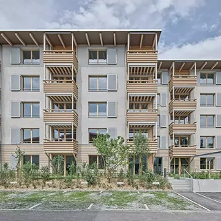 Mehrfamilienhaus Freihofstrasse