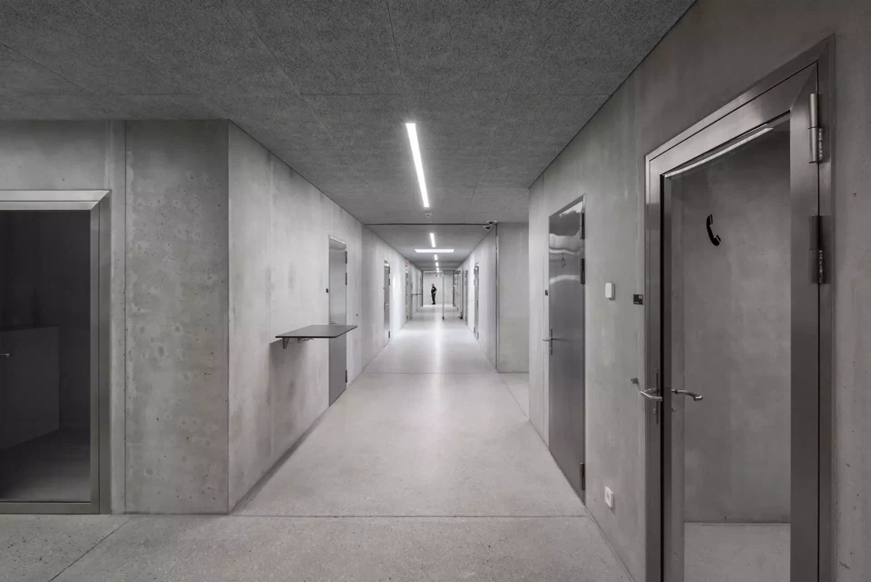 Couloir rez-de-chaussée