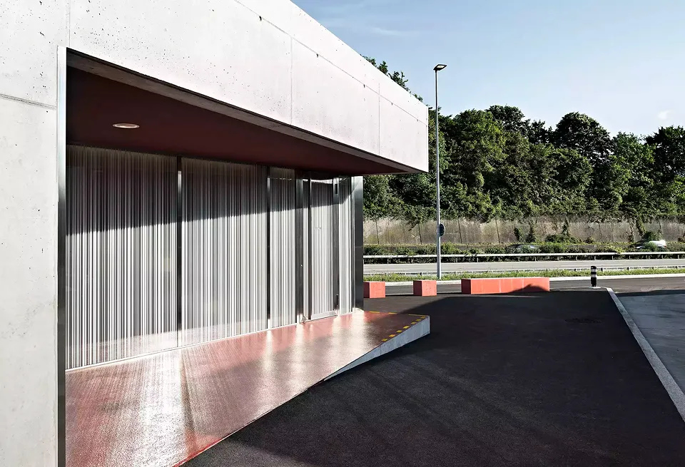 Façade sud | Gurbrü