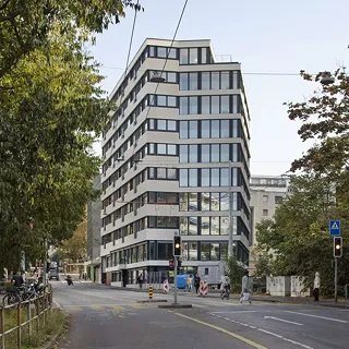 Immeuble 9 plateaux