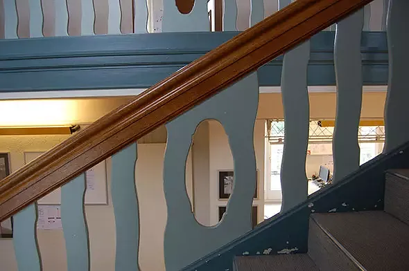 Treppe vor der Renovation.