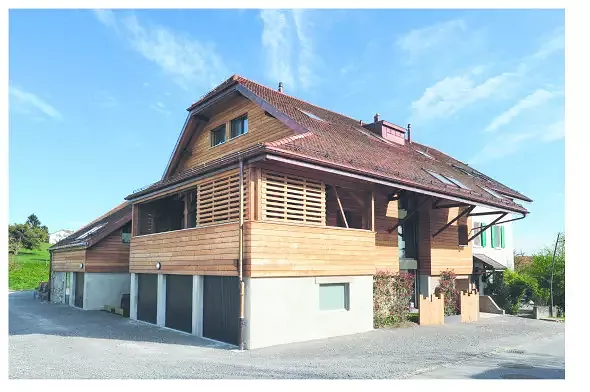 Hauptfassade strassenseitig