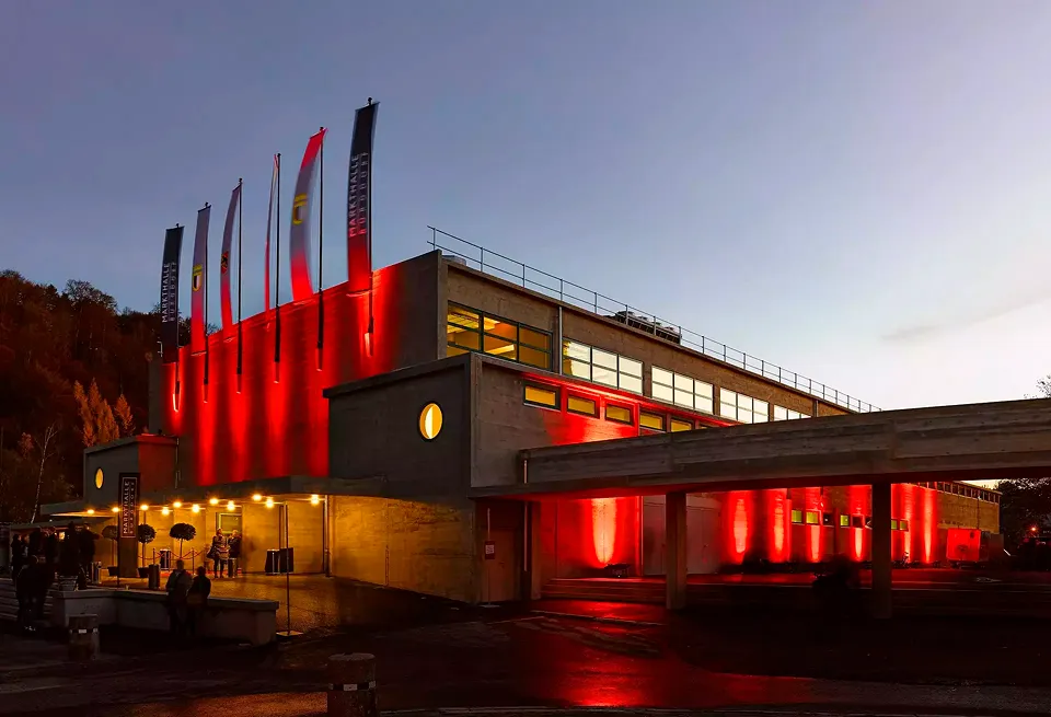 Markthalle, Fassade Nord bei Nacht