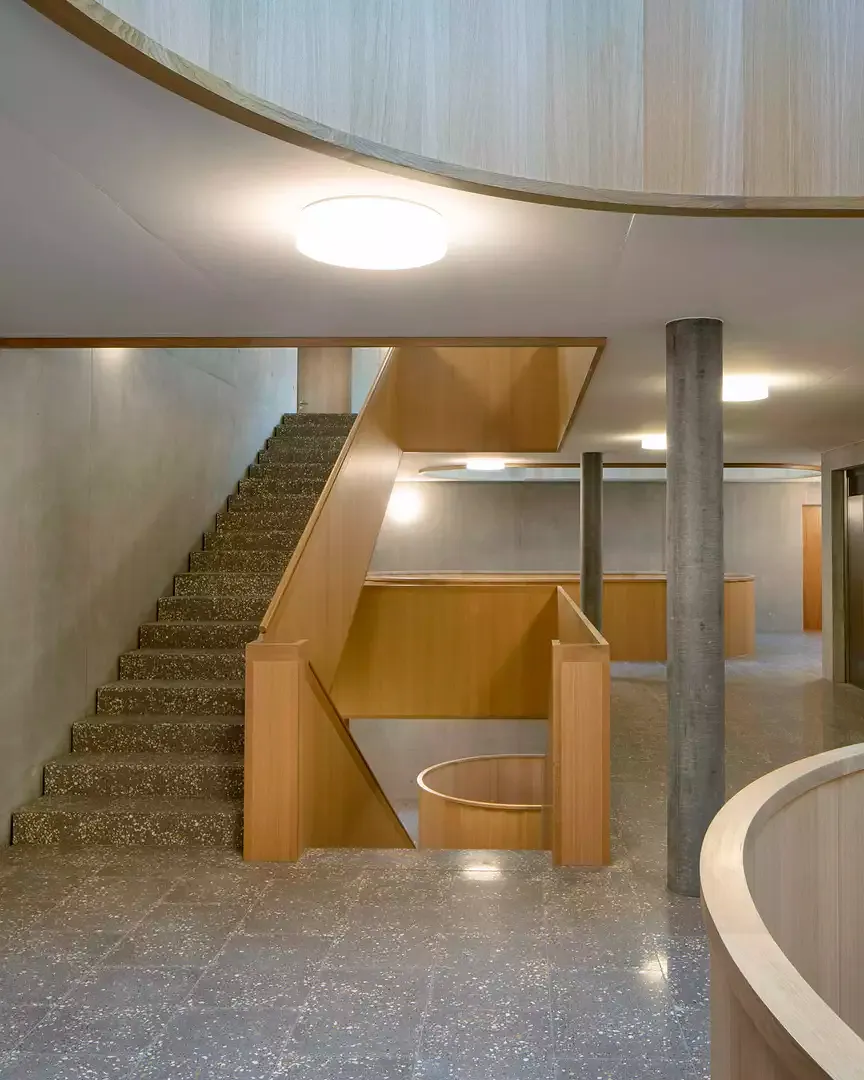 A2-2 Mont Blanc Cage d'escalier - atelier Bonnet architectes