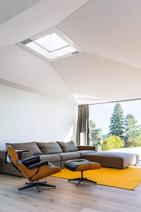 Trapezförmiges Oberlicht