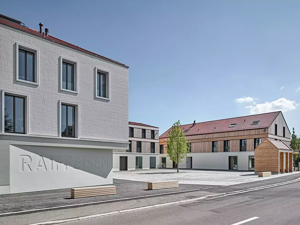 Ein neues Zentrum für Altnau mit  Bankinstitut und Wohngebäuden