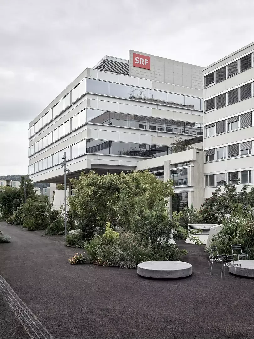 Öffentlicher Mediengarten auf dem Campusgelände