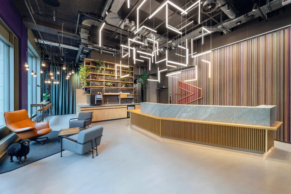 Accenture Campus Zurich, Pelikanstrasse - Empfang
